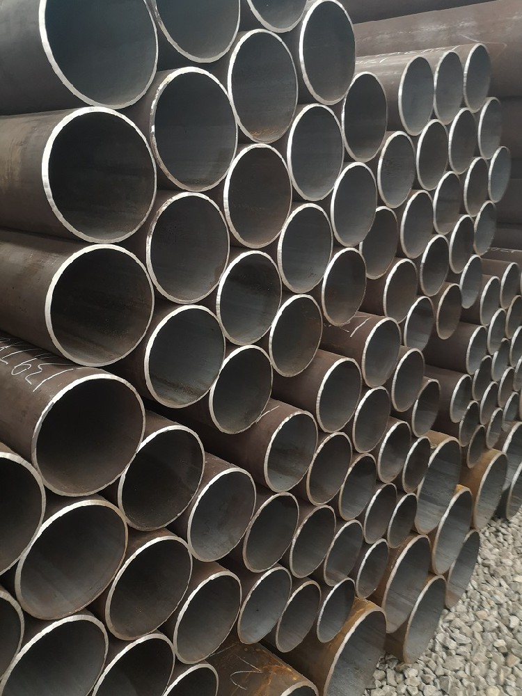 Brief introduction of carbon seamless steel pipe products